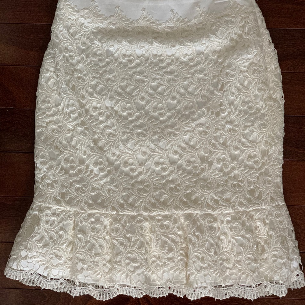 White House Black Market Lace Pencil Skirt NWT NEW
